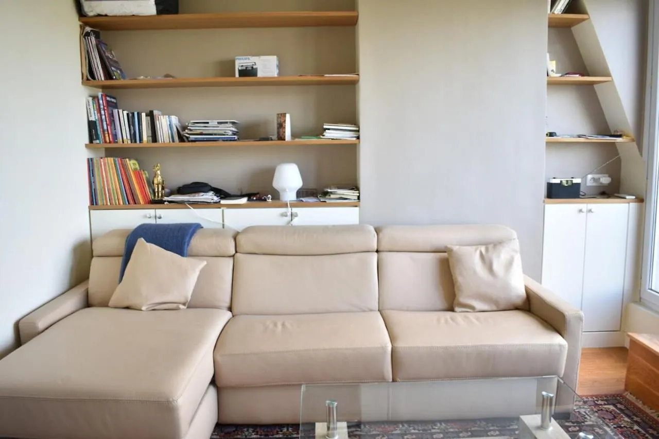 Fully Renovated Bright With High View * 巴黎